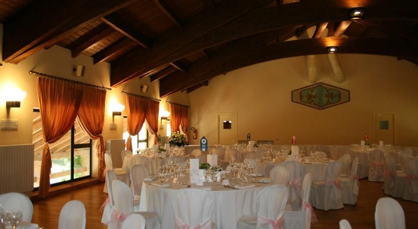 Matilde Di Canossa Golf Spa & Hotel Resort Reggio nell'Emilia Zewnętrze zdjęcie